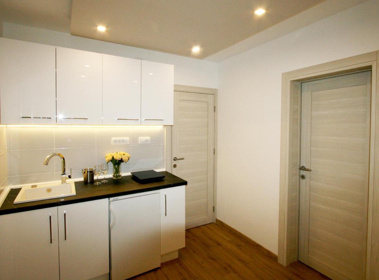 Apartment Jasmine 2 เบลเกรด ภายนอก รูปภาพ